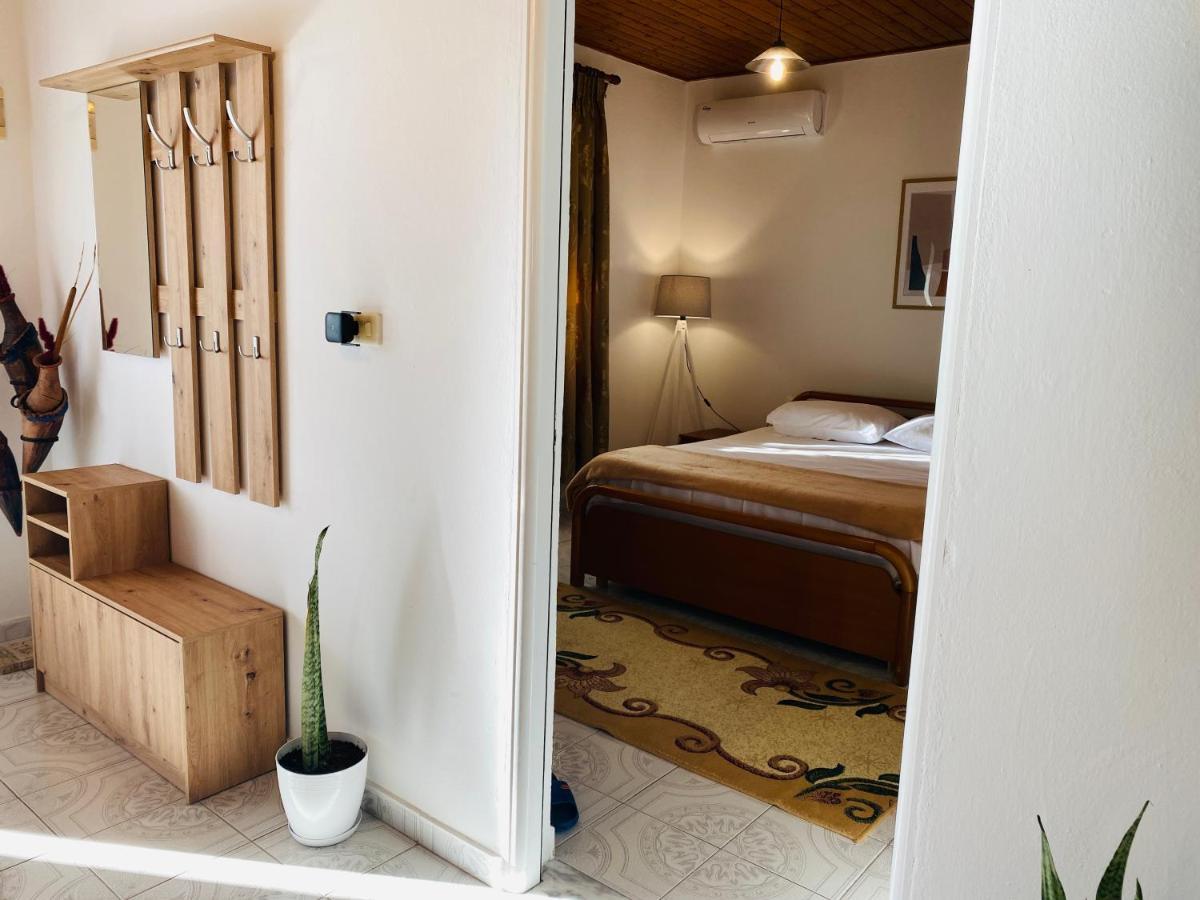 דיוויאקה Mia Guest House - Entire Home With Balcony & Garden מראה חיצוני תמונה